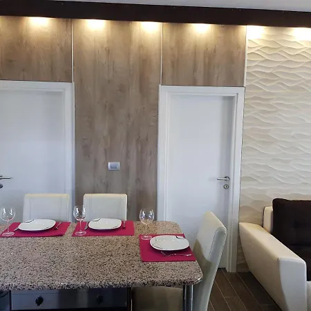 Branko Apartment *
